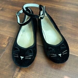 GAP Kids girls black velvet cat shoes, sz 13, ankle straps, great used cond.